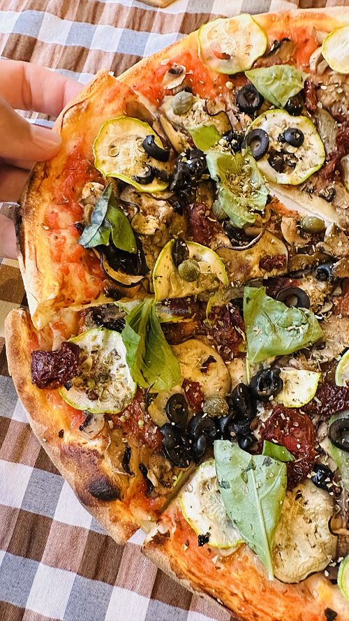 Vegan pizza  at Vento Romano in Istanbul