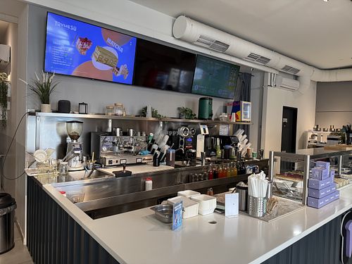   at Tea Plus in Vienna