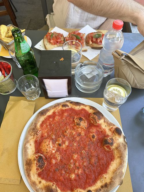 Pizza Marinara and Tomato Bruschetta   at Bistrò Il Golfo in Como