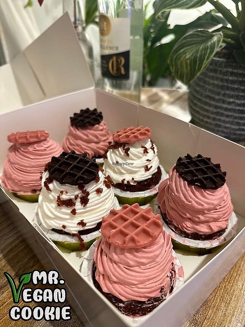 Cupcakes at Mr Vegan Cookie - Pre-order Only in Haifa