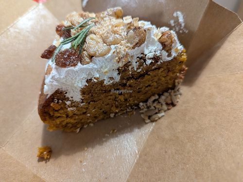 Carrot cake at botànic in Barcelona