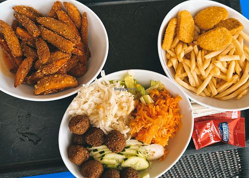 See Restaurant & Café