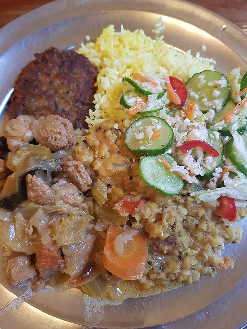 Vegan buffet at Tibetas Virtuve - Ajurveda Kafejnica in Riga