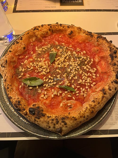 Marinara with pine nuts  at Ofenbarung in Modling