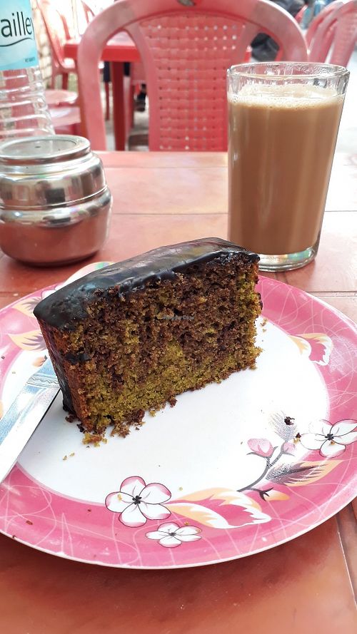 Vegan green tea cake and massala tea with soy milk at Mohammads in Bodhgaya
