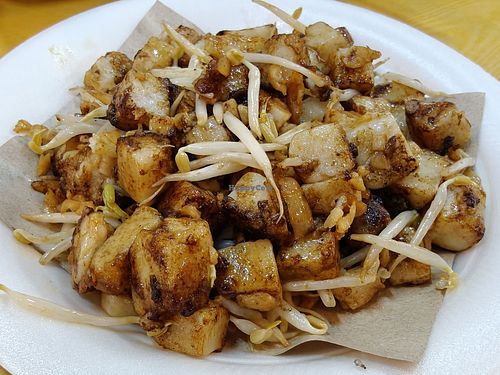 vegetarian fried carrot cake at Chen Ee Vegetarian Food 正一素食 in Ipoh