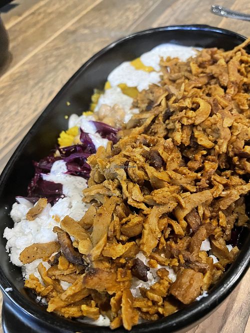 Influencer Bowl with Seitan Shawarma  at Gustav Grün in Nuremberg