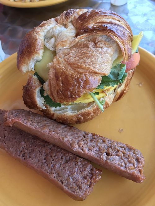 "Make Your Own" breakfast sandwich w vegan cheese and vegan sausage   at Starlings Coffee & Provisions in Charleston