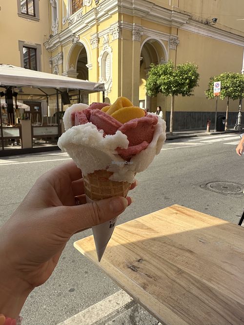 Mango-fragola-limone  at Amorino - Corso Italia in Sorrento