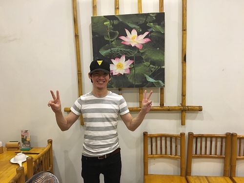 Johnny the friendly owner at Huong Sen - Bui Vien in Ho Chi Minh City