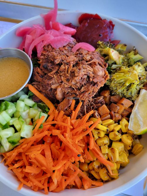 Build your own with the spicy jackfruit. Jackfruit was too salty for me at Hey Sunshine Kitchen in Culver City