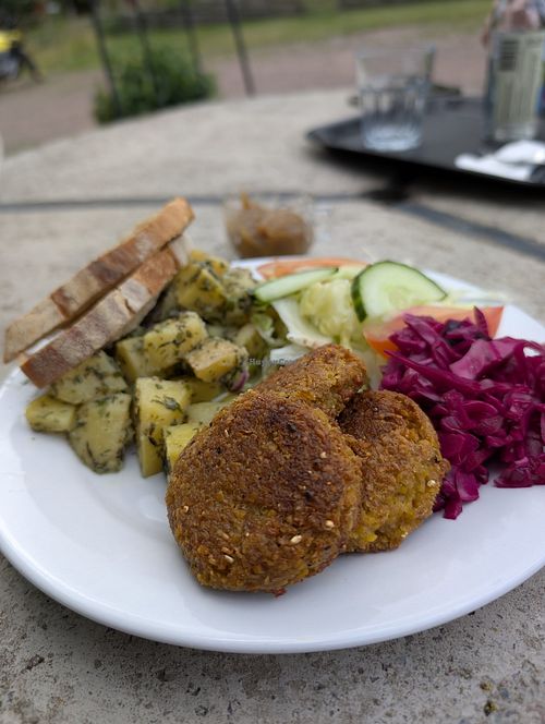  at Flättinge Gårdscafe in Huskvarna