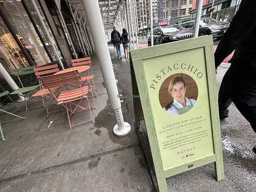 sign  at Pistaccio - Pop Up in New York City