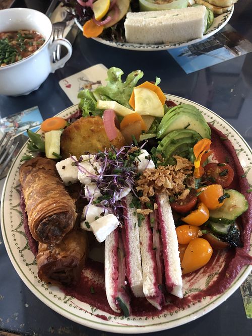 Vegan brunch  at It's Five O'Clock Somewhere in Rennes