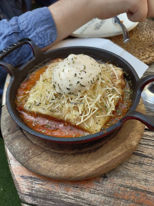 Vegan lasagna with coconut bechamel at La Loca María in Granada