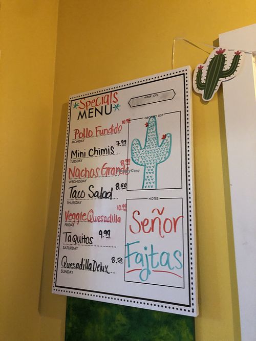 Specials  at Senor Fajita's Oak Grove in Bethpage