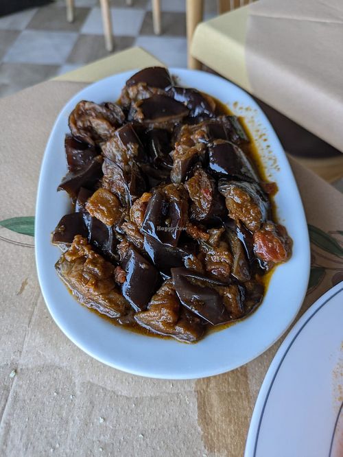 Aubergine at Agnadi in Zakynthos