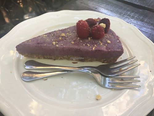 Forest fruit cake (raw-vegan) at Radost Fina Kuhinjica in Belgrade