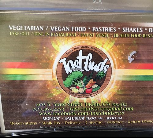 signage at Tastebuds in Willits