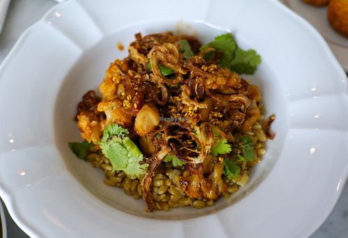 CHOU-FLEUR FAÇON P.A.C. at Faubourg Daimant in Paris