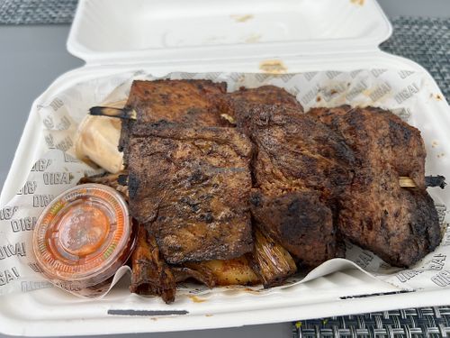 Anticuchos con rachi #Veganuary at Oiga in Lima