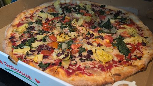 Nuevo Vegetarian Pizza (sub for vegan options) at Catskill Mountain Pizza Co in Woodstock