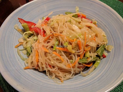 Cellophane noodles with Wok vegetables at Prekrasnaya Zelenaya in St Petersburg