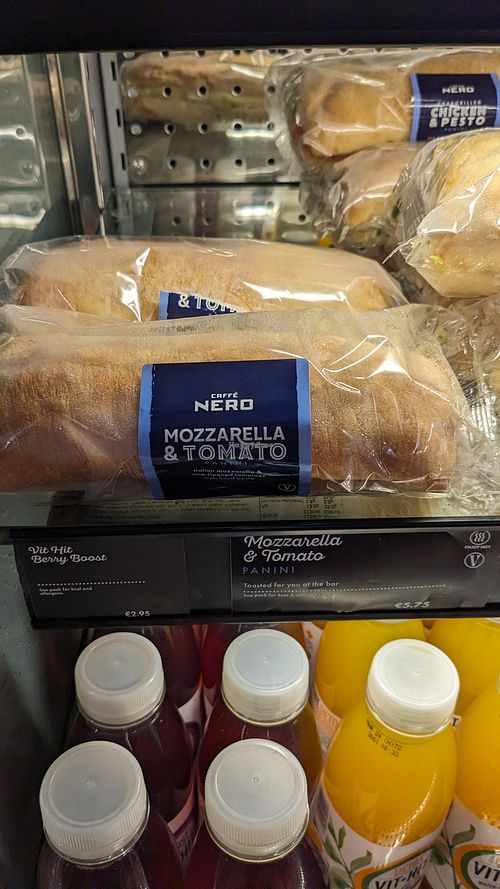  at DUB - Caffè Nero - T2 in Dublin