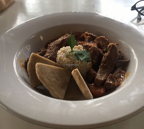 no pollo al curry at La Hoja Verde in Tulum