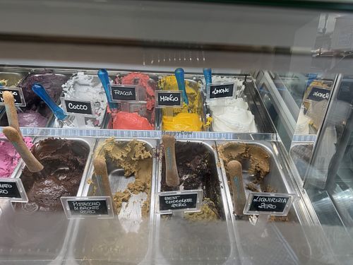   at Gelateria Fiore di Maggio in Palau