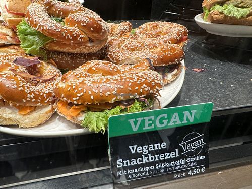 vegan food  at Bäckerei Riegler - Hauptbahnhof Mannheim in Mannheim