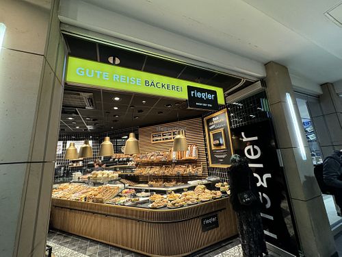 store front  at Bäckerei Riegler - Hauptbahnhof Mannheim in Mannheim