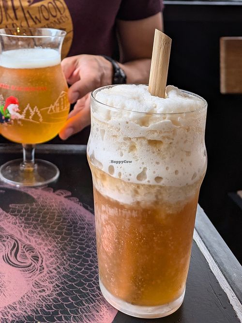 Eistee Pfirsich at Les Docks in Trouville-sur-mer