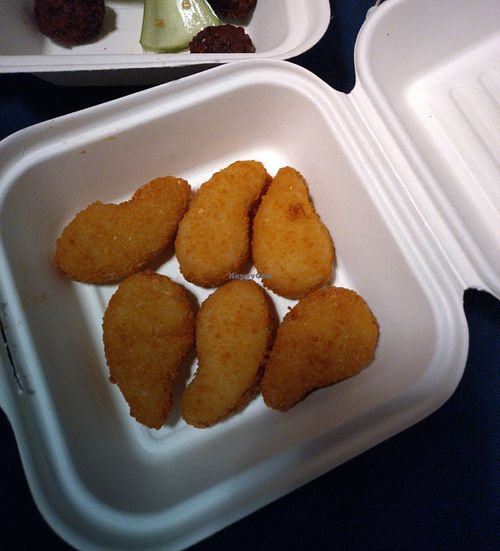  at Dave's Kitchen Vegan Food in Nastaetten