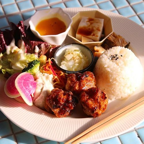 vegetable plate at Chill Out  in Suzuka