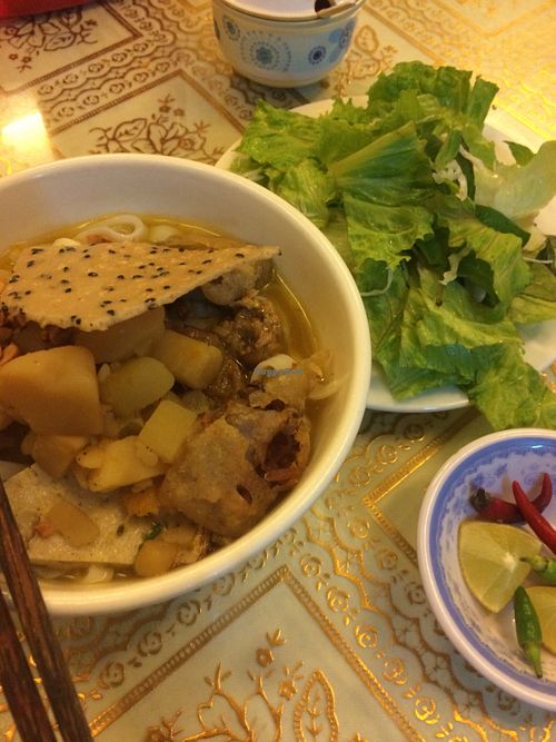 My quang 20d at Loving Hut - Bien Tinh Thuong in Da Nang