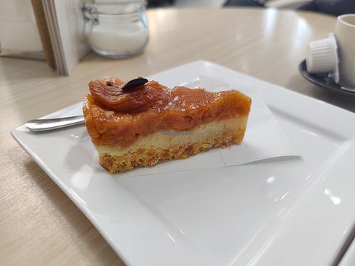 Apricot and almonds cake at Anda Cukrászda és Kávézó Vác in Vac