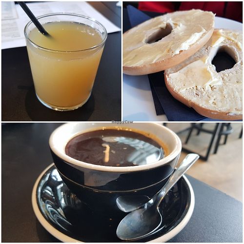 Fresh apple juice, great coffee and toasted bagels at Foundation Coffee House in Manchester