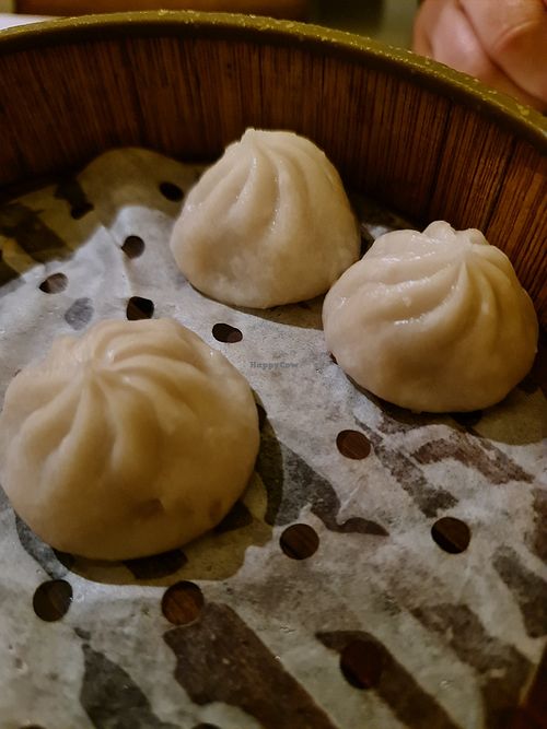 Dumplings at Gong De Lin in Melbourne