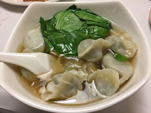 Wonton noodle soup at Gong De Lin in Melbourne