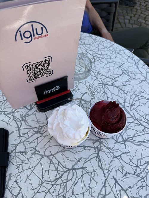 Op het buitenterras  at Iglu Slaščičarna Džemail Demiri s.p. in Maribor