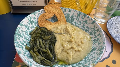 Fave e cicorie   at Olio Su Pane in Polignano A Mare