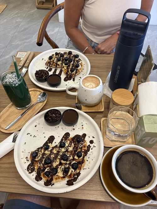 Croffless  at Kia Ora Café in Koh Phangan