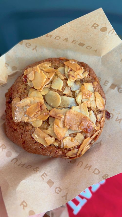 „the nutty“   at Round & Edgy - KaDeWe in Berlin