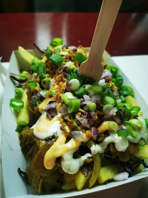 Loaded fries. Amazing good. 😍😍😍😍 at Smularia de Smickel in Landgraaf