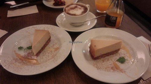 cheesecake  at Pure Cafe in Tokyo
