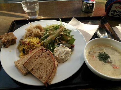 Weekend plate with tofu cheese at Pure Cafe in Tokyo