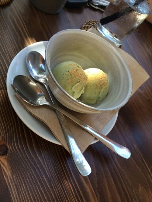 green tea ice cream at VegiOasis in Huntington Beach