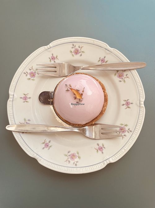   at Café Nimmersatt in Cologne