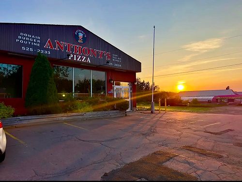 Outsidee  at Anthonys Pizza in Saint-antoine